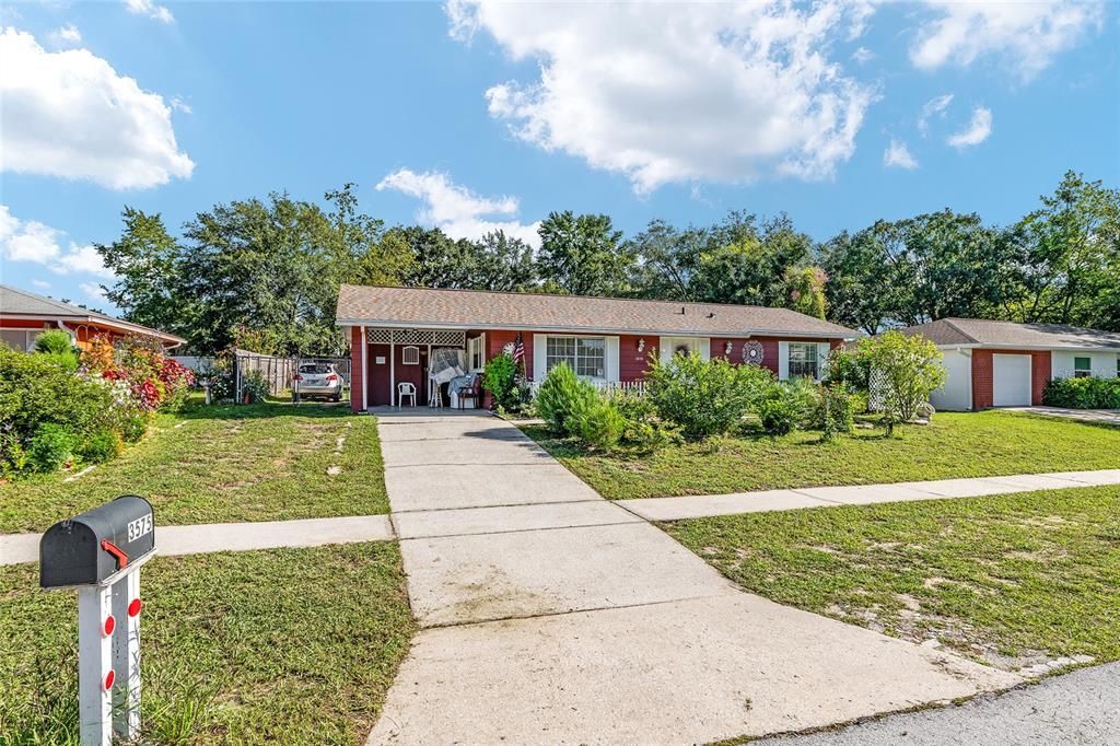 待售: $180,000 (2 贝兹, 2 浴室, 943 平方英尺)