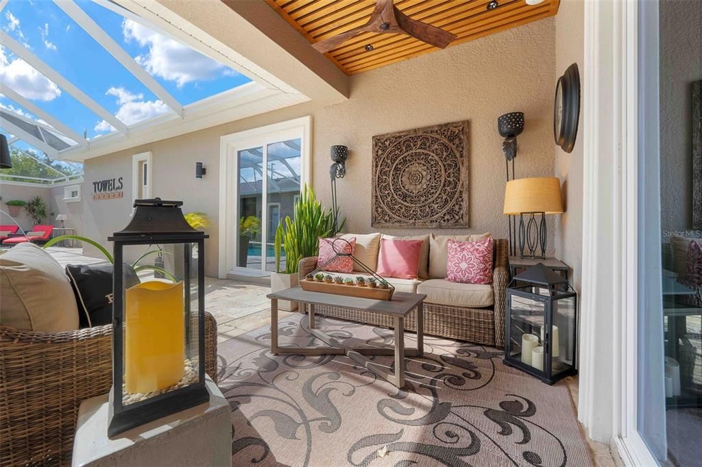 Под контрактом: $799,000 (3 спален, 4 ванн, 2602 Квадратных фут)