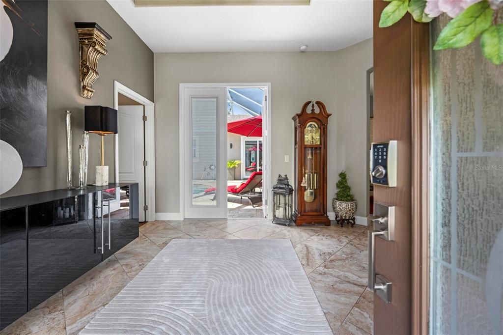 Под контрактом: $799,000 (3 спален, 4 ванн, 2602 Квадратных фут)