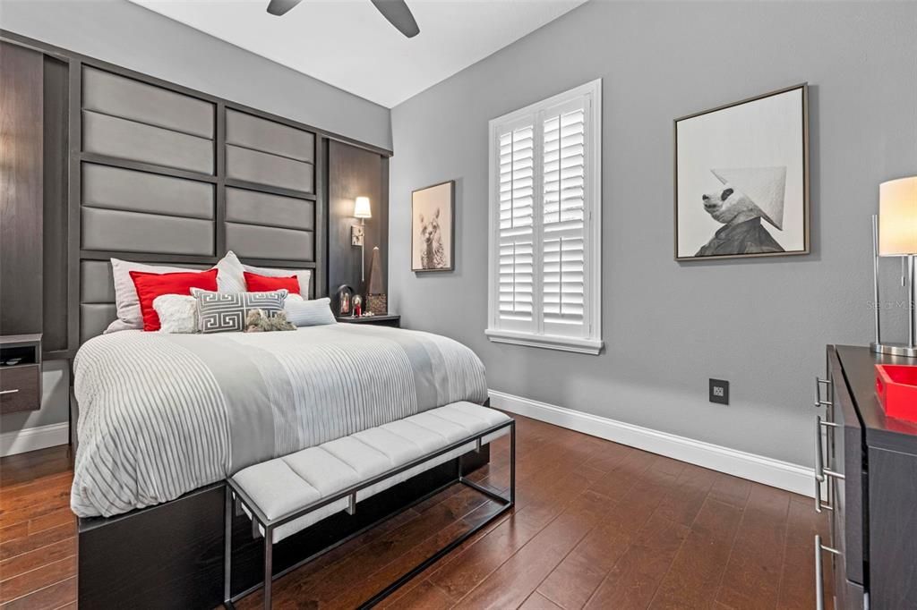 Под контрактом: $799,000 (3 спален, 4 ванн, 2602 Квадратных фут)