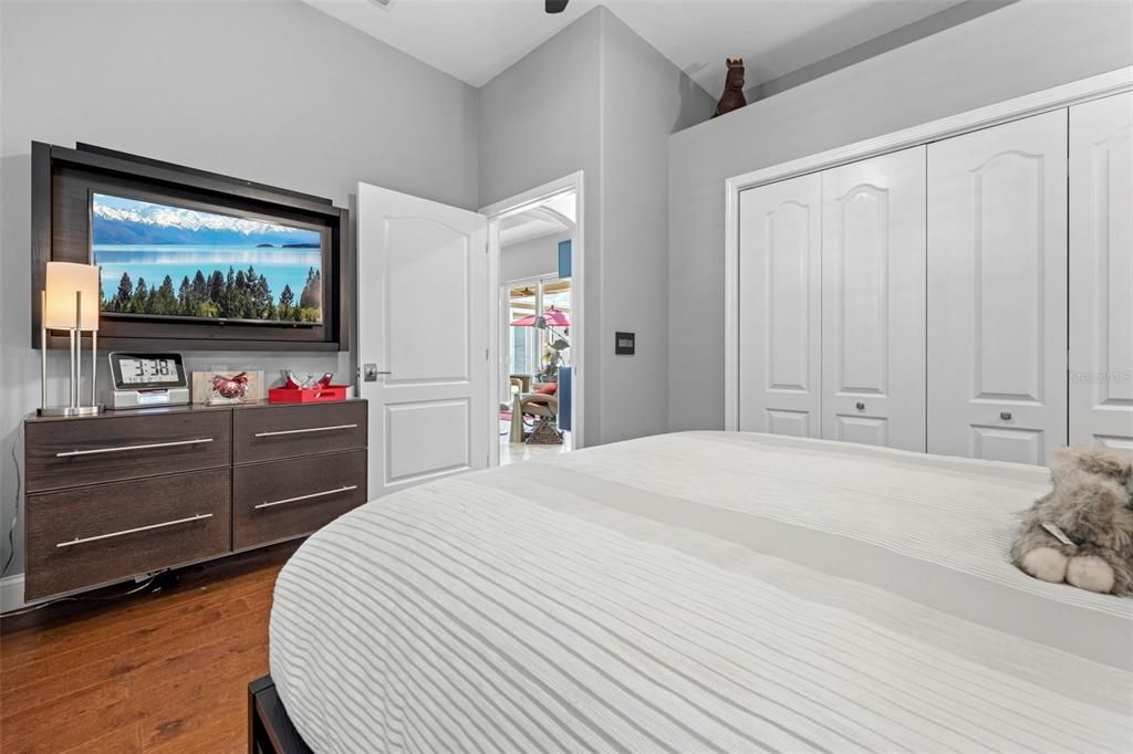 Под контрактом: $799,000 (3 спален, 4 ванн, 2602 Квадратных фут)