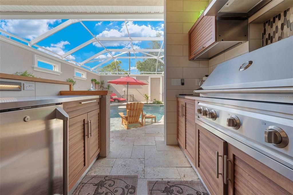 Под контрактом: $799,000 (3 спален, 4 ванн, 2602 Квадратных фут)