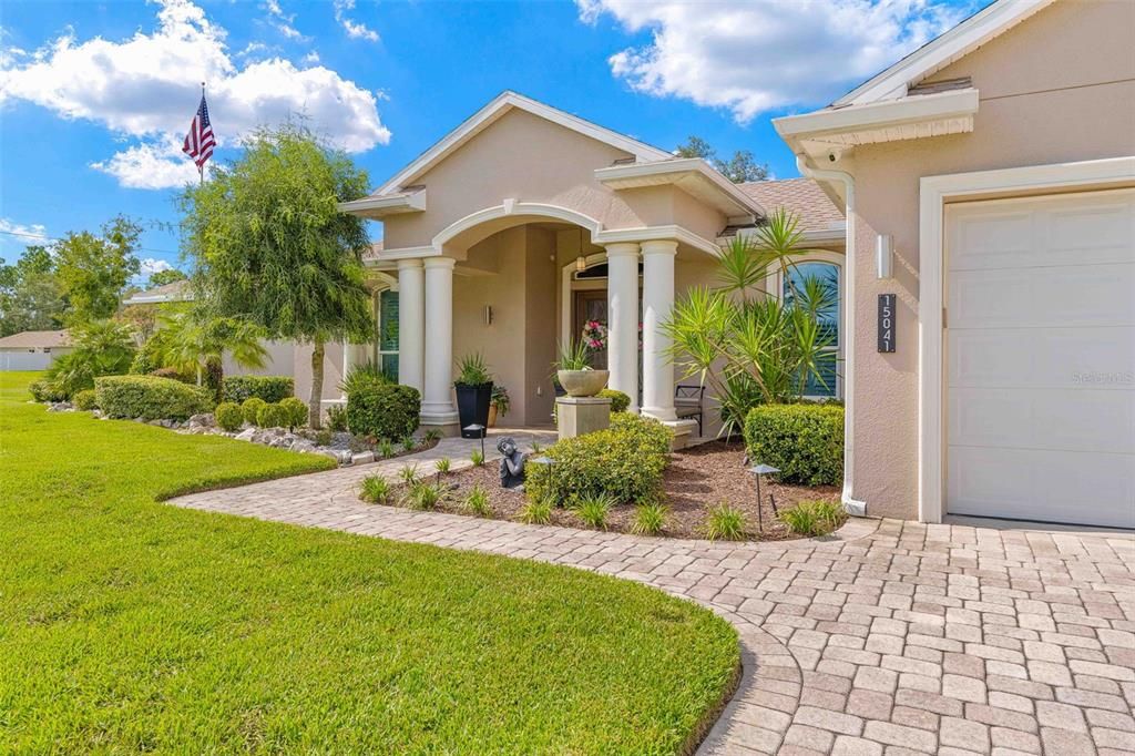 Под контрактом: $799,000 (3 спален, 4 ванн, 2602 Квадратных фут)