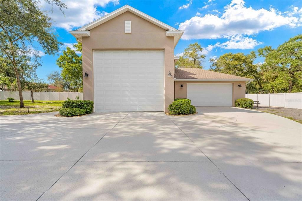 Под контрактом: $799,000 (3 спален, 4 ванн, 2602 Квадратных фут)