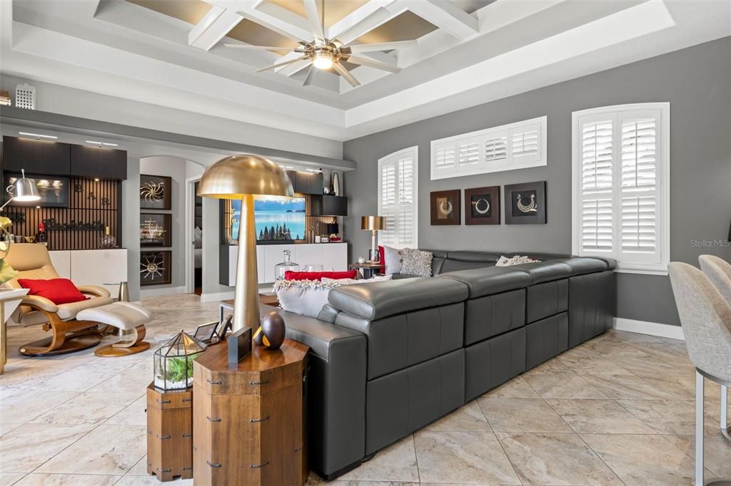 Под контрактом: $799,000 (3 спален, 4 ванн, 2602 Квадратных фут)