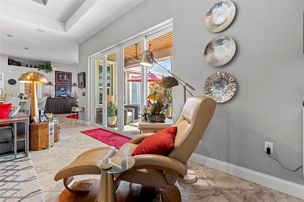 Под контрактом: $799,000 (3 спален, 4 ванн, 2602 Квадратных фут)