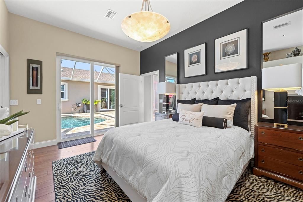 Под контрактом: $799,000 (3 спален, 4 ванн, 2602 Квадратных фут)