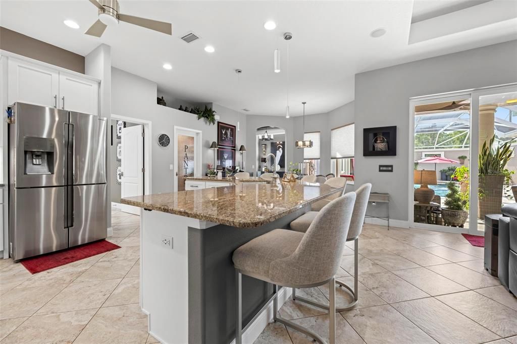 Под контрактом: $799,000 (3 спален, 4 ванн, 2602 Квадратных фут)