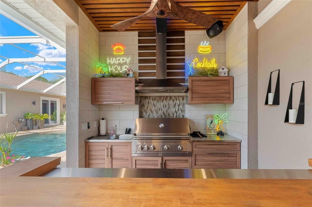 Под контрактом: $799,000 (3 спален, 4 ванн, 2602 Квадратных фут)