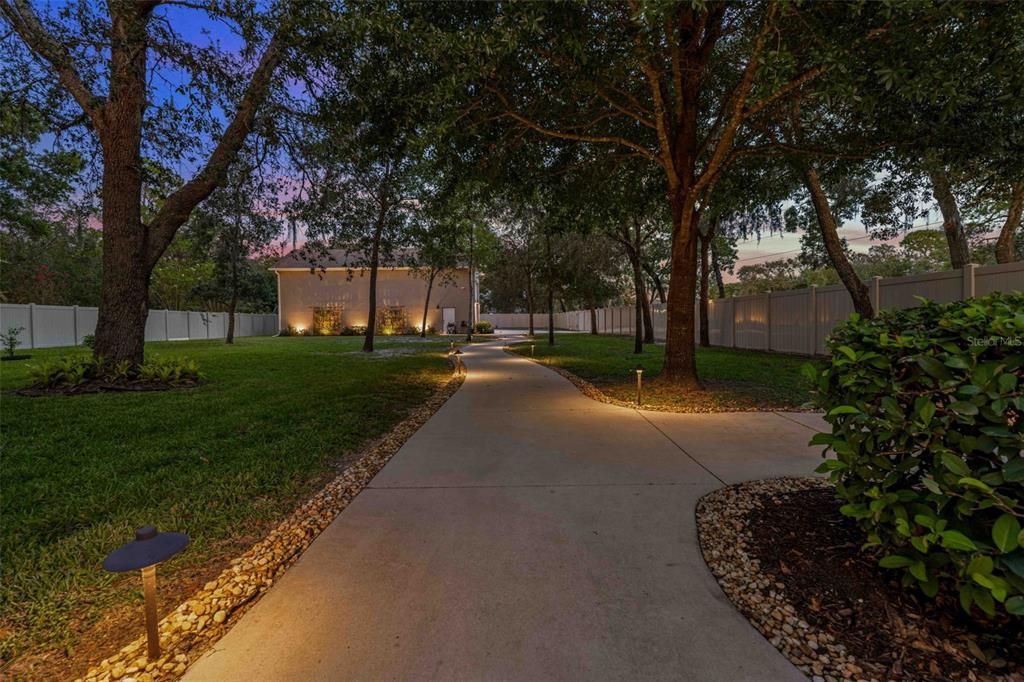 Под контрактом: $799,000 (3 спален, 4 ванн, 2602 Квадратных фут)