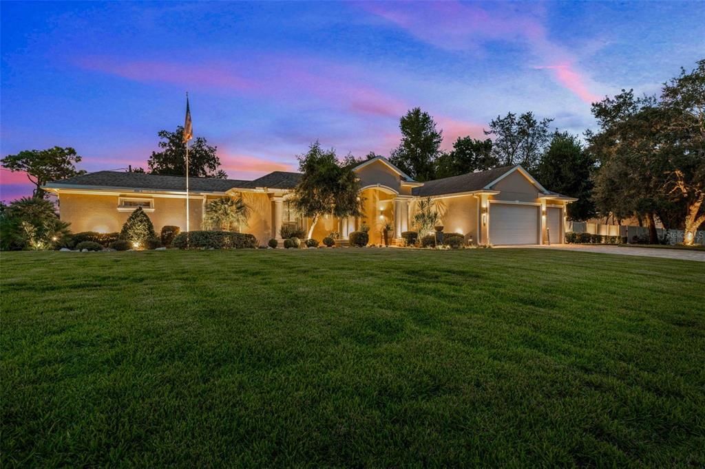 Под контрактом: $799,000 (3 спален, 4 ванн, 2602 Квадратных фут)