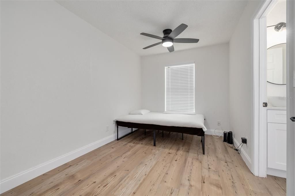 На продажу: $1,200,000 (12 спален, 11 ванн, 3641 Квадратных фут)