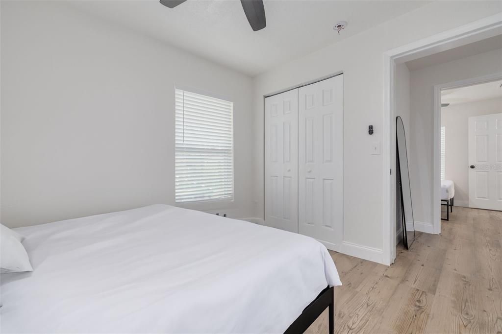 На продажу: $1,200,000 (12 спален, 11 ванн, 3641 Квадратных фут)