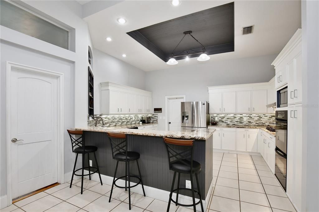 Active With Contract: $735,000 (5 beds, 3 baths, 4242 Square Feet)