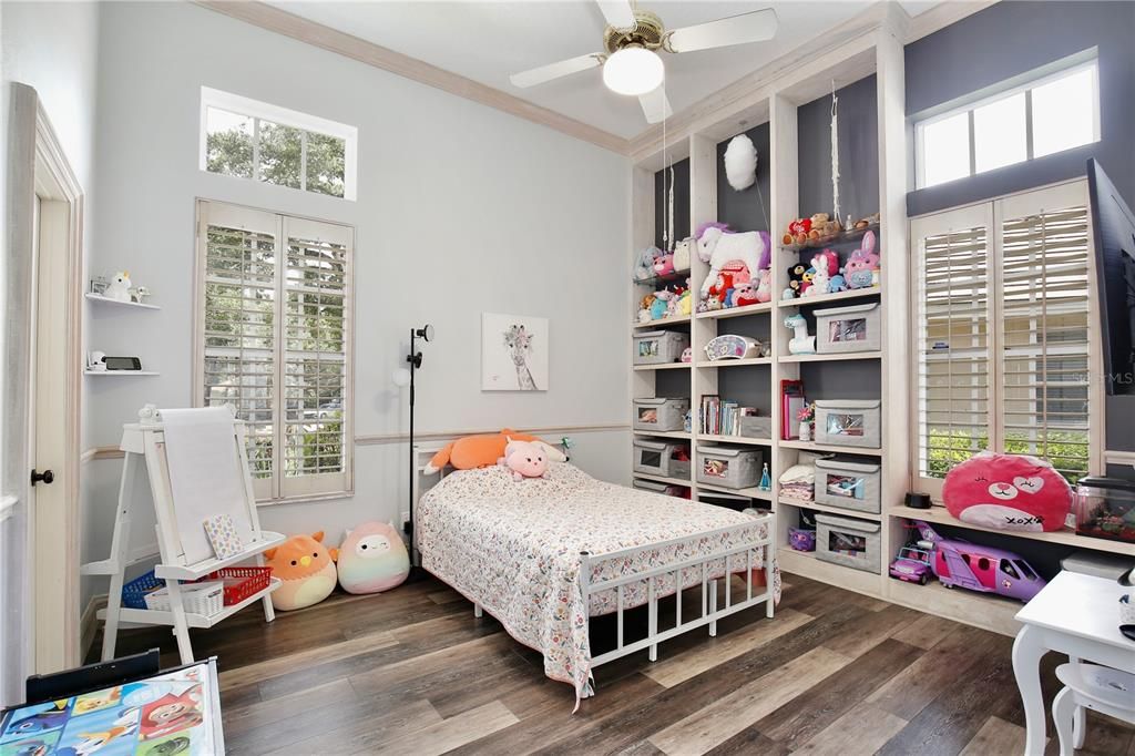 Active With Contract: $735,000 (5 beds, 3 baths, 4242 Square Feet)