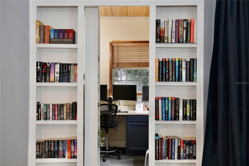 Active With Contract: $735,000 (5 beds, 3 baths, 4242 Square Feet)