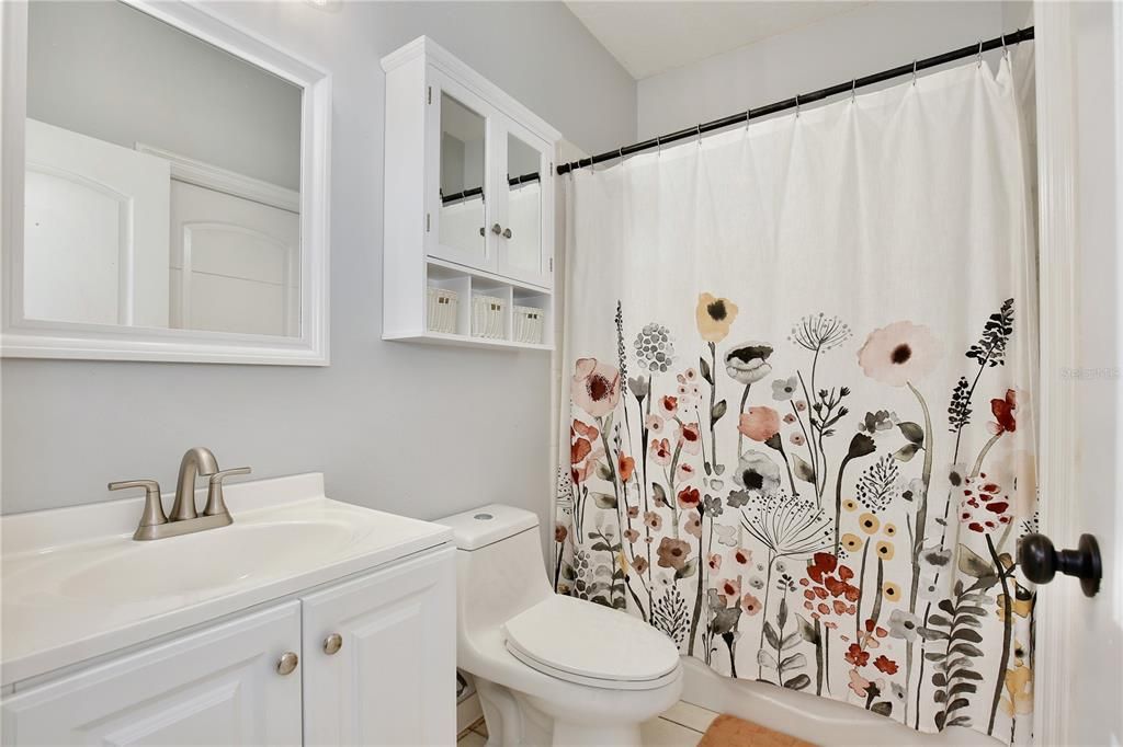 Active With Contract: $735,000 (5 beds, 3 baths, 4242 Square Feet)