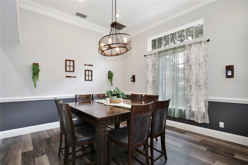 Active With Contract: $735,000 (5 beds, 3 baths, 4242 Square Feet)