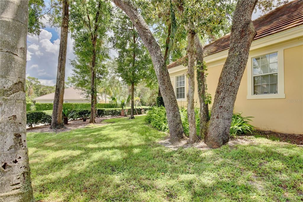 Active With Contract: $735,000 (5 beds, 3 baths, 4242 Square Feet)