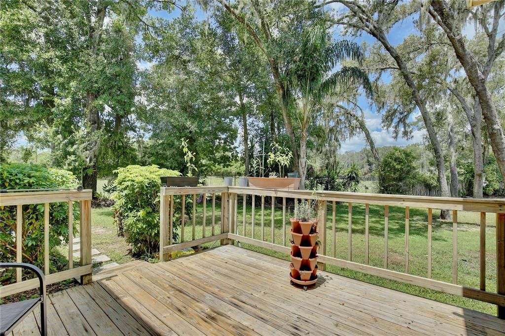 Active With Contract: $735,000 (5 beds, 3 baths, 4242 Square Feet)