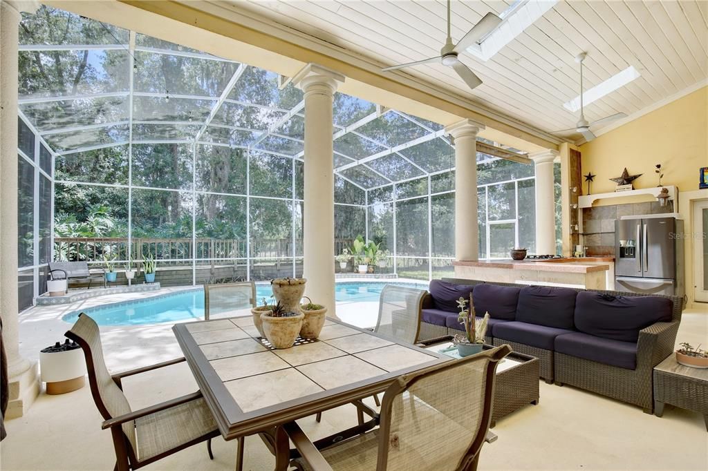 Active With Contract: $735,000 (5 beds, 3 baths, 4242 Square Feet)