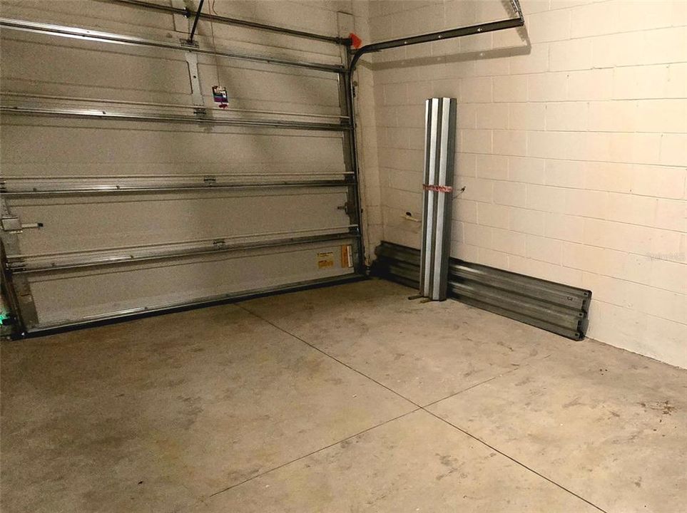 For Rent: $2,100 (3 beds, 2 baths, 1840 Square Feet)