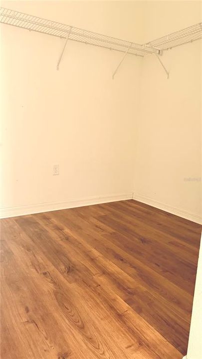 For Sale: $255,500 (3 beds, 2 baths, 1629 Square Feet)