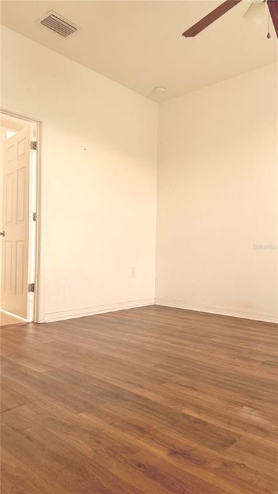 For Sale: $255,500 (3 beds, 2 baths, 1629 Square Feet)