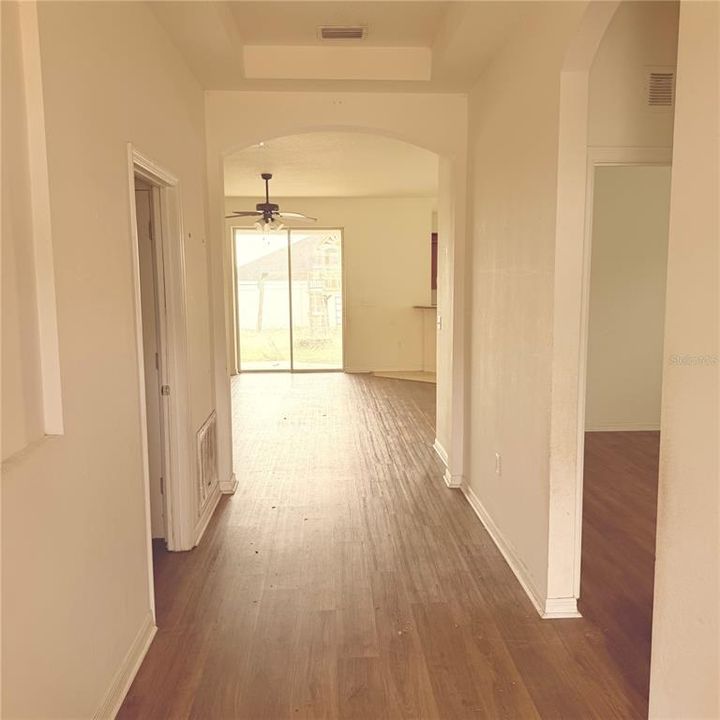 For Sale: $255,500 (3 beds, 2 baths, 1629 Square Feet)