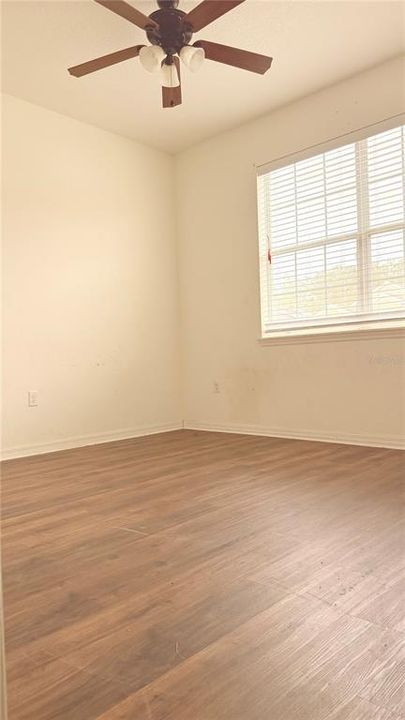 For Sale: $255,500 (3 beds, 2 baths, 1629 Square Feet)