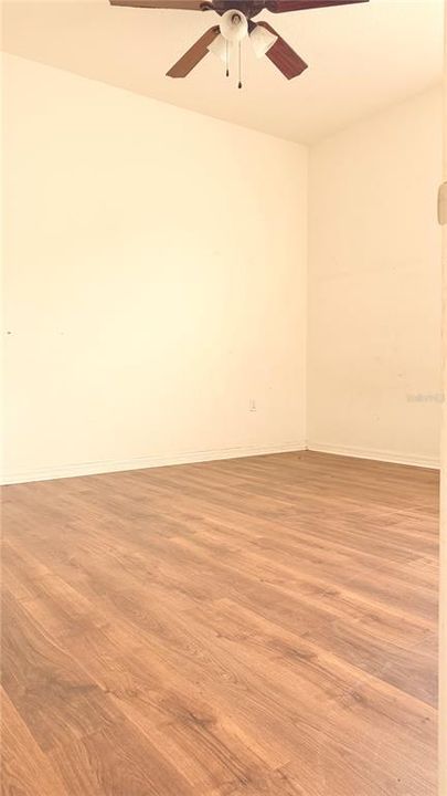 For Sale: $255,500 (3 beds, 2 baths, 1629 Square Feet)