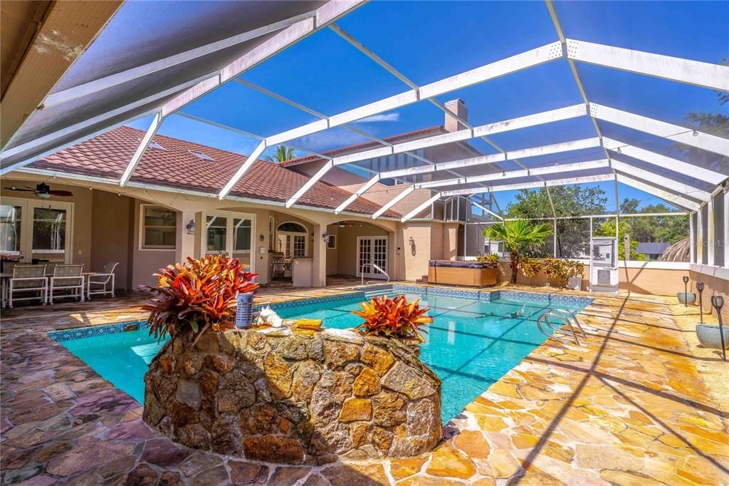 En Venta: $1,275,000 (5 camas, 4 baños, 5308 Pies cuadrados)