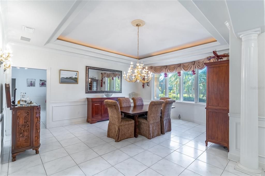 En Venta: $1,275,000 (5 camas, 4 baños, 5308 Pies cuadrados)