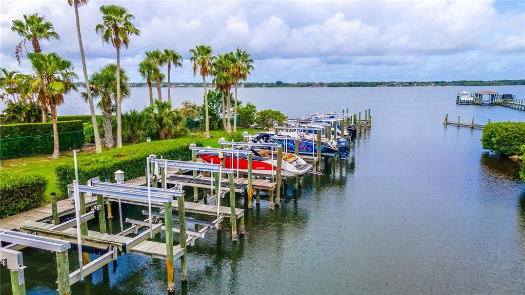 En Venta: $1,275,000 (5 camas, 4 baños, 5308 Pies cuadrados)