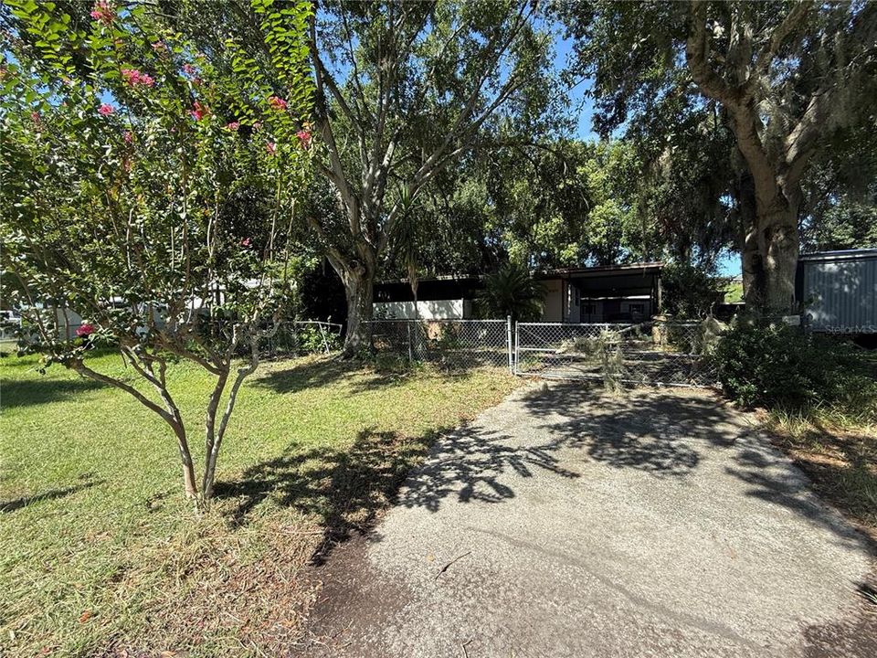 最近售出: $60,000 (3 贝兹, 2 浴室, 1152 平方英尺)