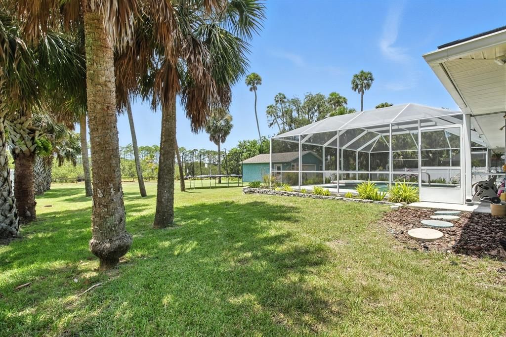 Active With Contract: $670,000 (6 beds, 4 baths, 2282 Square Feet)