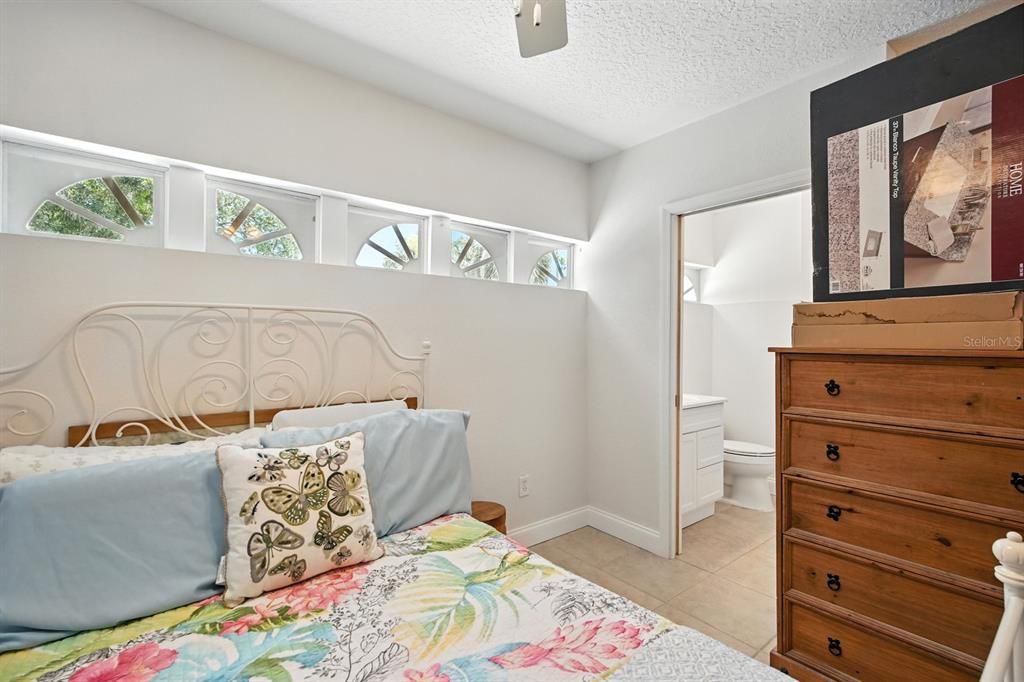 Active With Contract: $670,000 (6 beds, 4 baths, 2282 Square Feet)