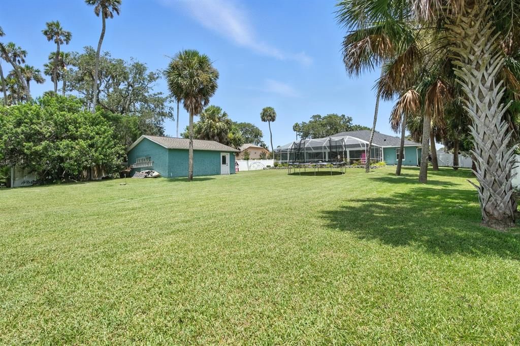 Active With Contract: $670,000 (6 beds, 4 baths, 2282 Square Feet)