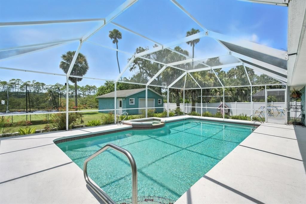 Active With Contract: $670,000 (6 beds, 4 baths, 2282 Square Feet)