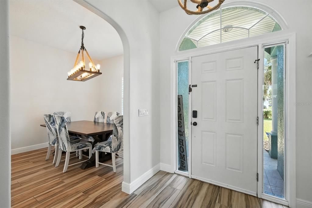 Active With Contract: $670,000 (6 beds, 4 baths, 2282 Square Feet)