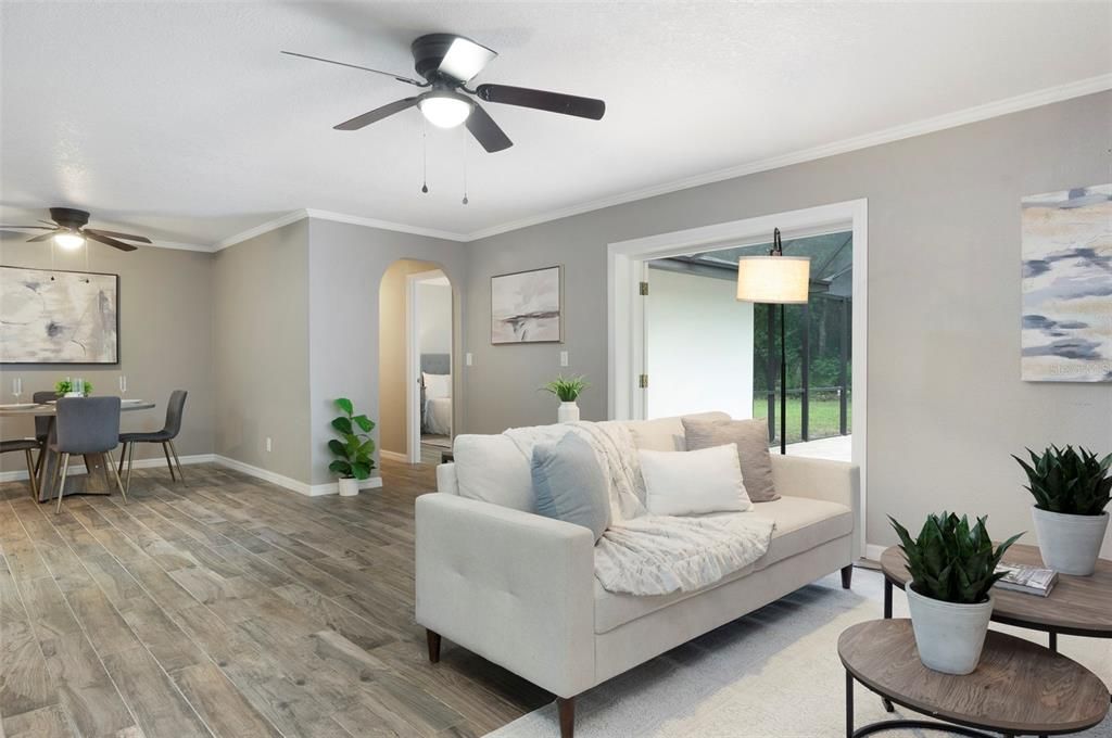 Под контрактом: $900,000 (4 спален, 2 ванн, 2454 Квадратных фут)