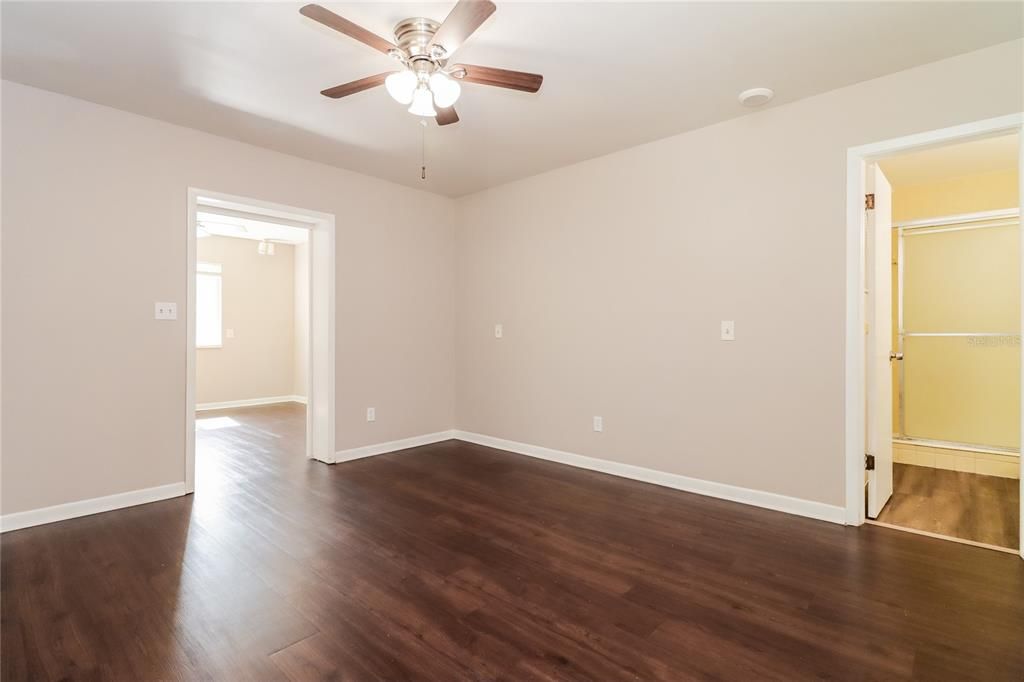 Active With Contract: $349,000 (3 beds, 2 baths, 1860 Square Feet)