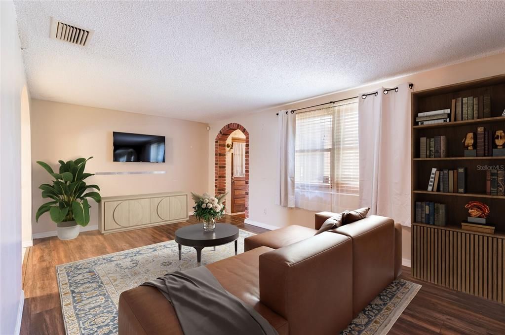 For Sale: $287,000 (3 beds, 2 baths, 1517 Square Feet)