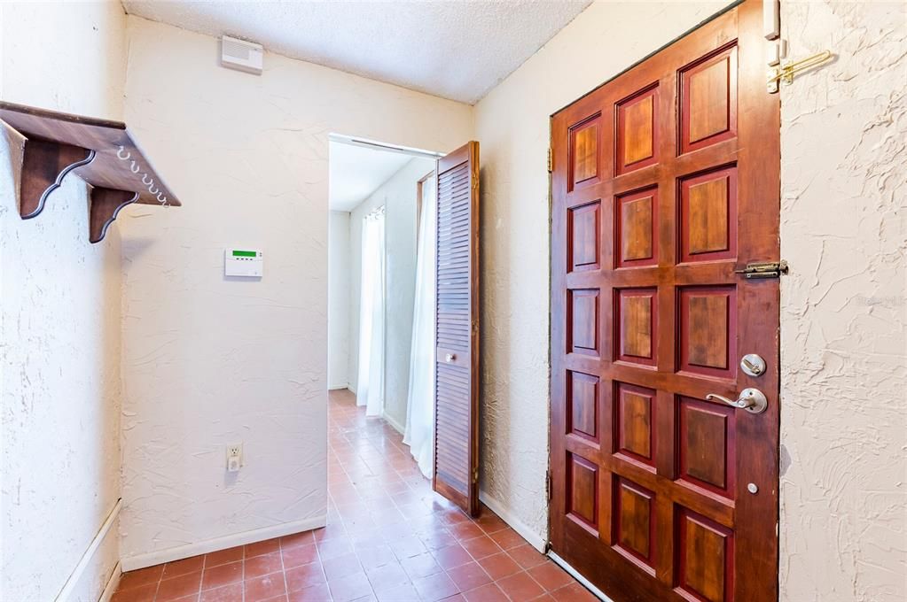 For Sale: $287,000 (3 beds, 2 baths, 1517 Square Feet)