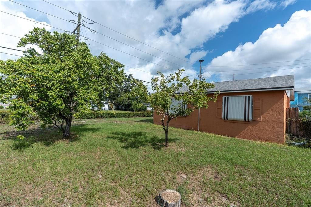 Activo con contrato: $275,000 (2 camas, 1 baños, 874 Pies cuadrados)