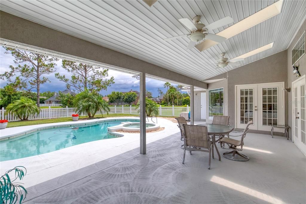 For Sale: $839,900 (4 beds, 2 baths, 3647 Square Feet)