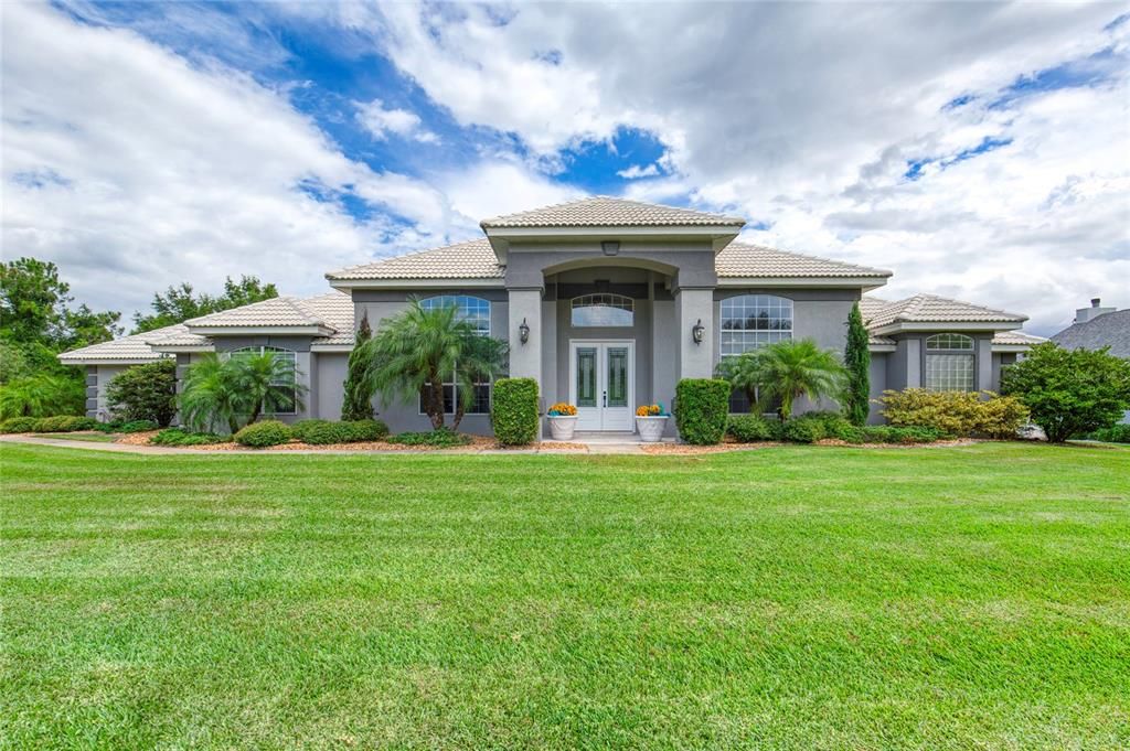 For Sale: $839,900 (4 beds, 2 baths, 3647 Square Feet)