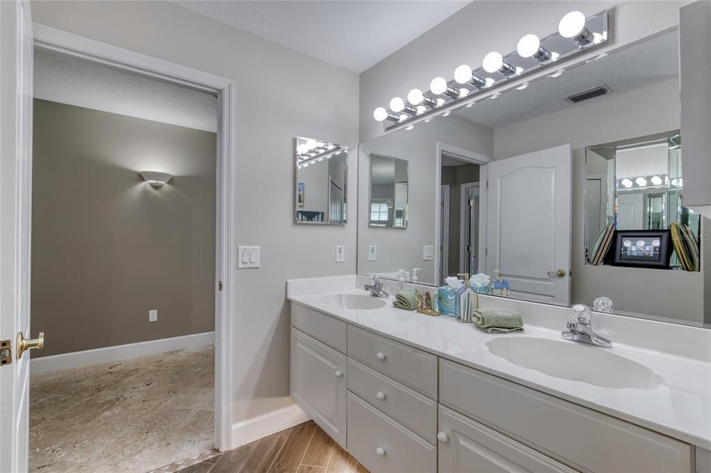 For Sale: $839,900 (4 beds, 2 baths, 3647 Square Feet)