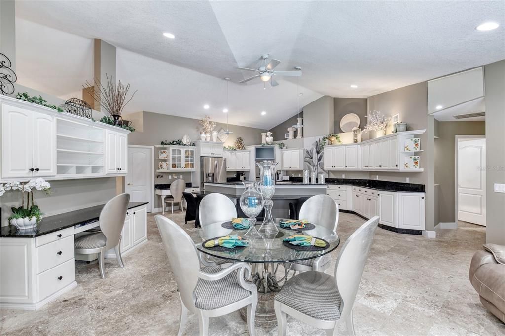 For Sale: $839,900 (4 beds, 2 baths, 3647 Square Feet)