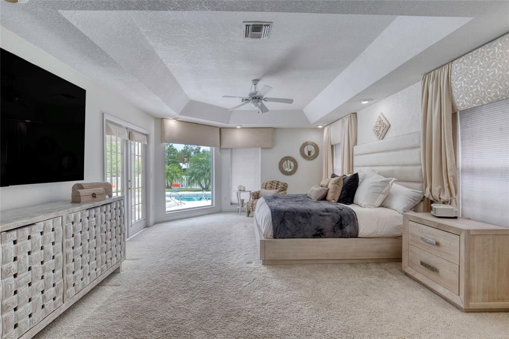 For Sale: $839,900 (4 beds, 2 baths, 3647 Square Feet)